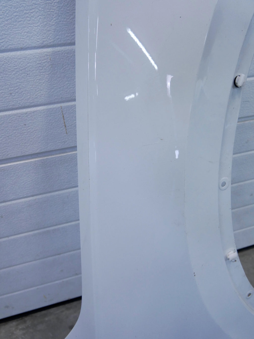 Błotnik Przód Prawy 5NA821106 VW Tiguan II 5NA LC9A Biały Pure White VAG OEM