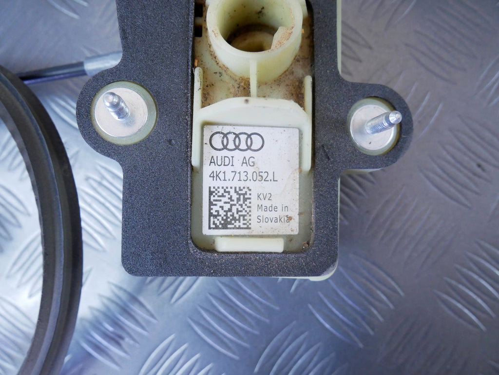 Linka Odblokowania Skrzyni 4K1713052L Audi A7 4K C8 A6 Lewarek Awaryjny OE