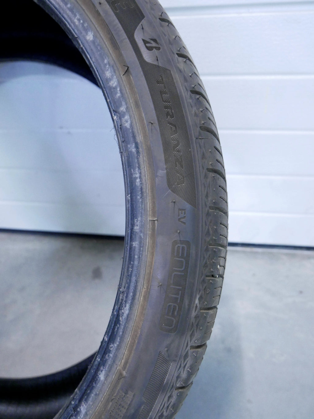 Opona Bridgestone Turanza EV ENLITEN 255/35R21 98W XL Letnia Elektryk OE