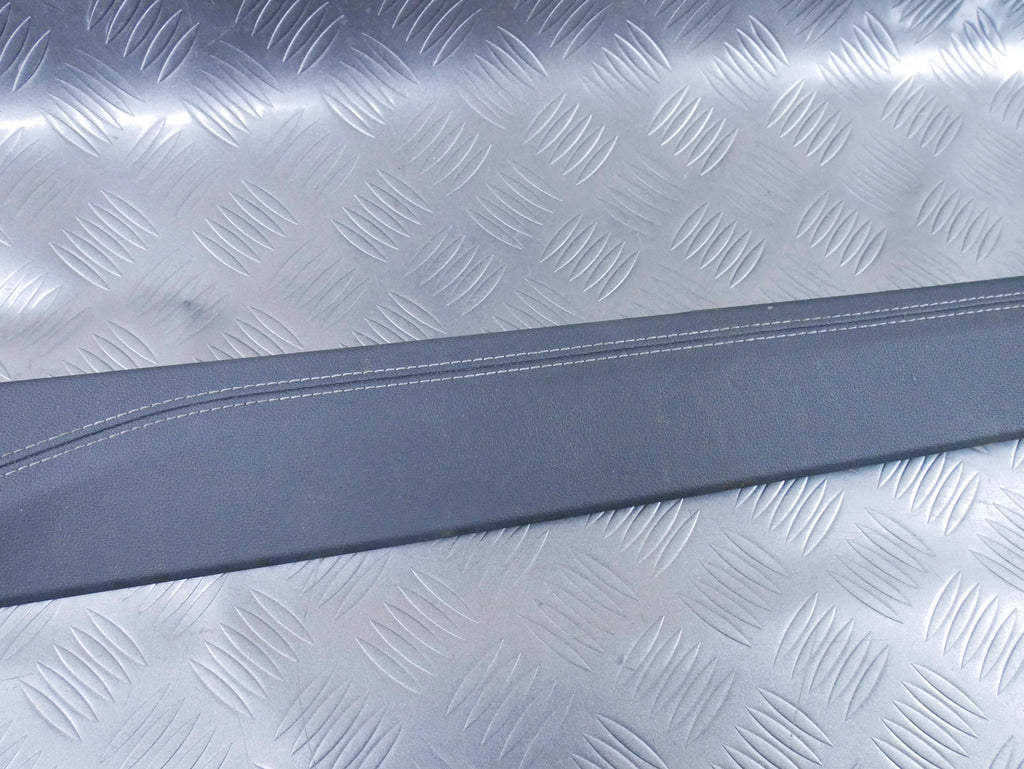 Boczek Tunelu Skóra Lewy 4K0863305B Audi A7 S7 RS7 4K C8 Konsola Środek OE