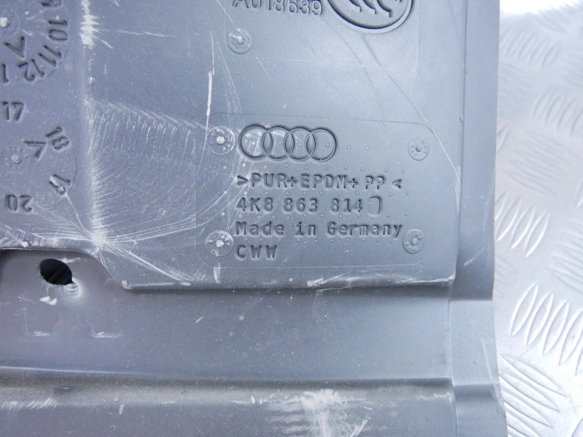 Wygłuszenie Nadkola Tył Prawe 4K8863814 Audi A7 S7 RS7 4K C8 Mata Bagaż OE