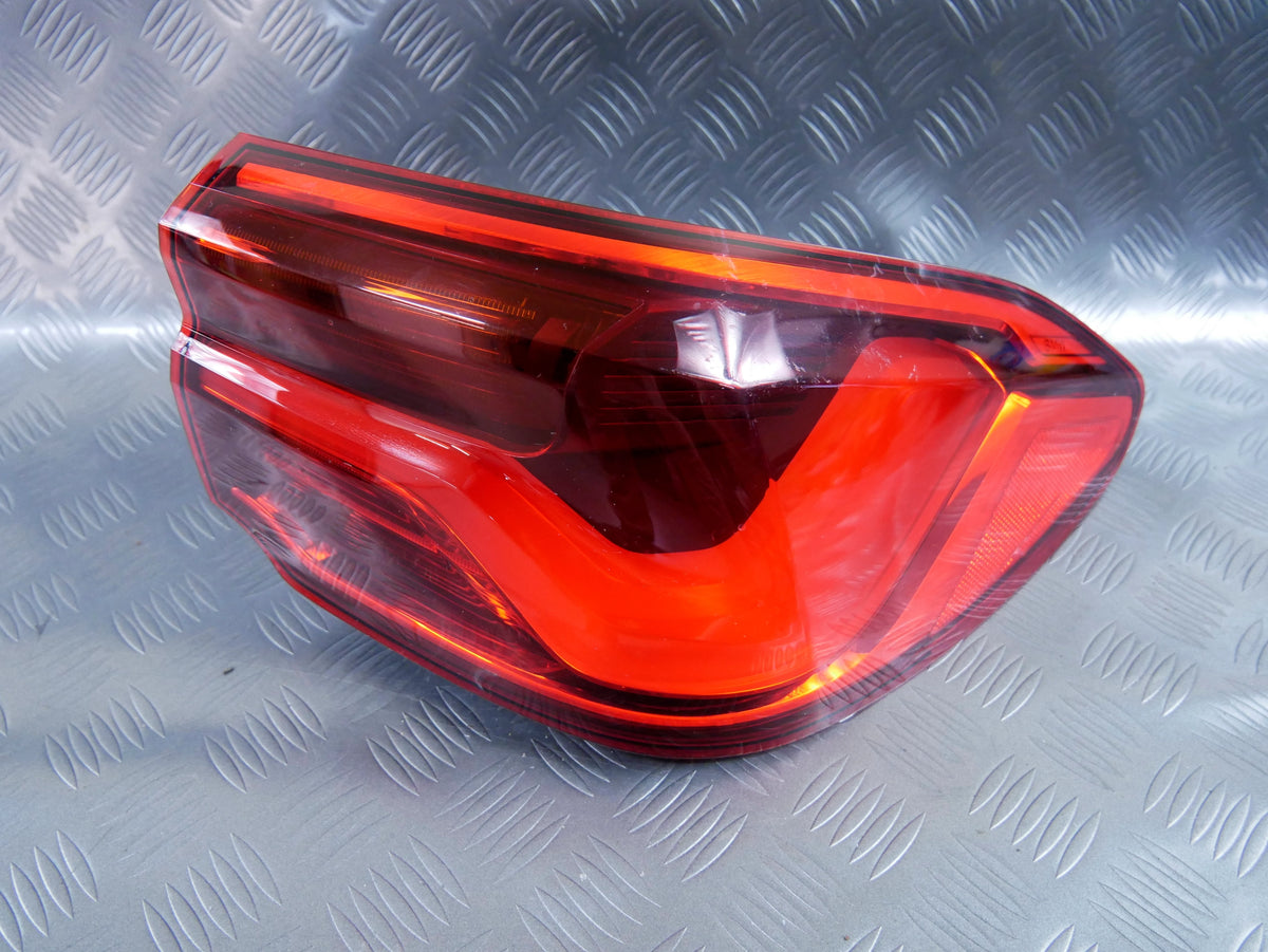 Lampa Tył Prawa Błotnik LED 7444318 BMW X2 F39 Zewnętrzna Oryginał OEM OE