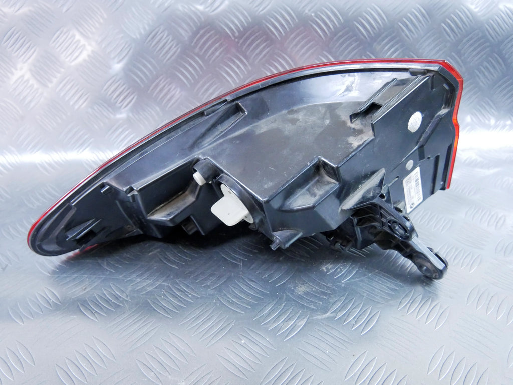Lampa Tył Prawa Błotnik LED 7444318 BMW X2 F39 Zewnętrzna Oryginał OEM OE