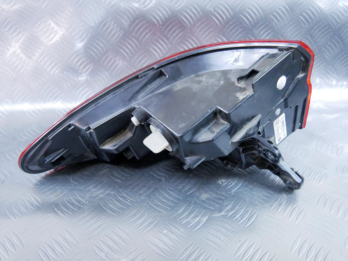 Lampa Tył Prawa Błotnik LED 7444318 BMW X2 F39 Zewnętrzna Oryginał OEM OE