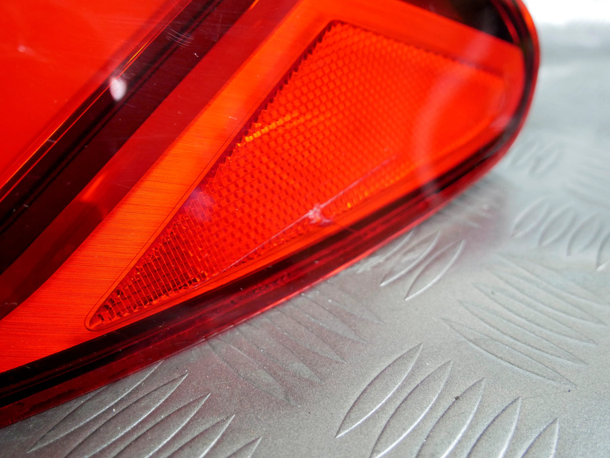 Lampa Tył Prawa Błotnik LED 7444318 BMW X2 F39 Zewnętrzna Oryginał OEM OE