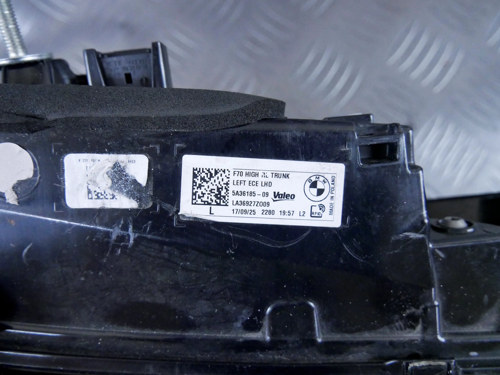 Lampa Tył Lewa Klapa LED BMW 1 F70 Wewnętrzna W Klapę Oryginał OEM OE