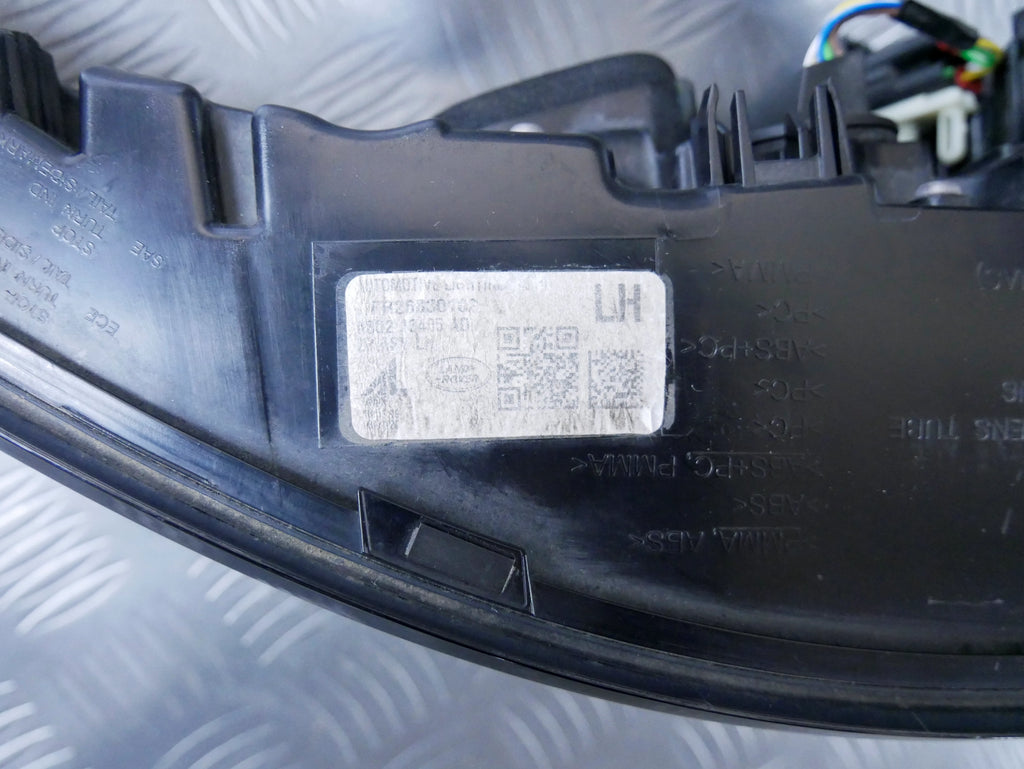 Lampa Tył Lewa Błotnik LED Land Rover Velar L560 Zewnętrzna Oryginał OE