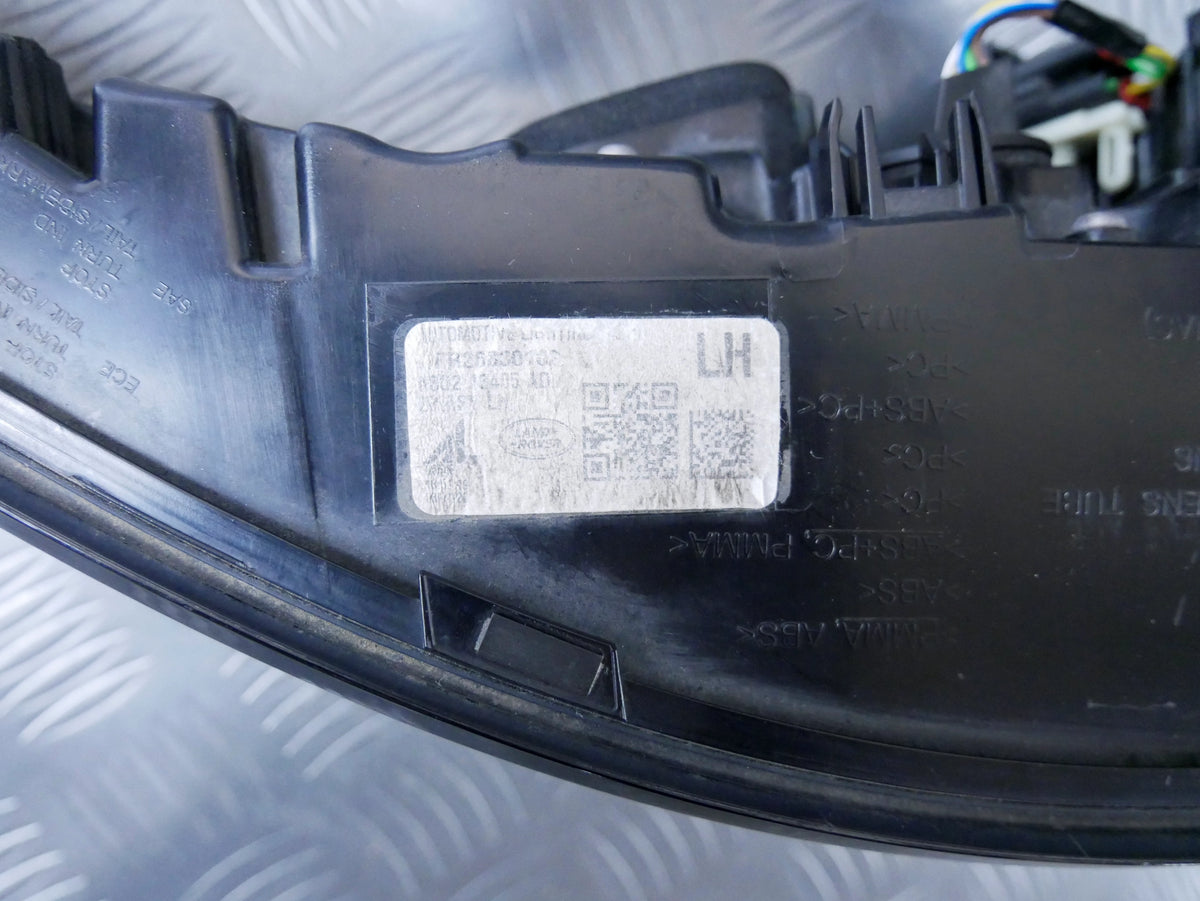 Lampa Tył Lewa Błotnik LED Land Rover Velar L560 Zewnętrzna Oryginał OE
