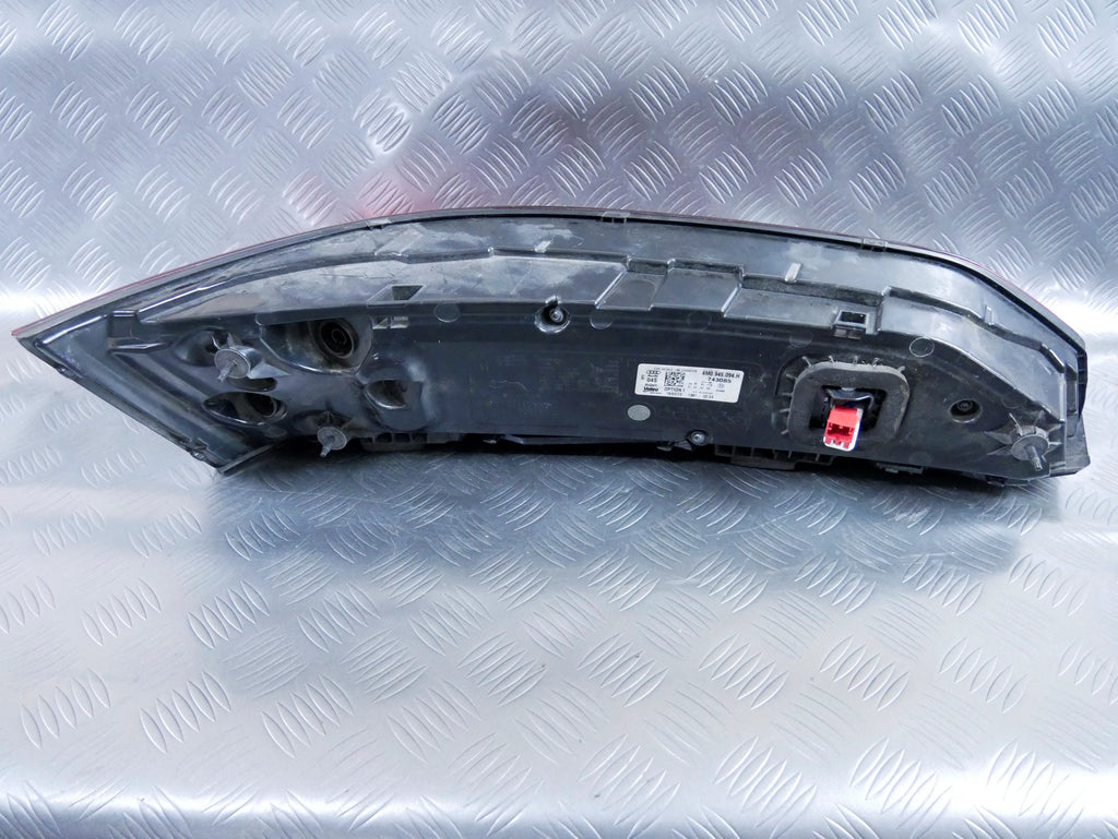Lampa Tył Prawa Klapa LED 4M0945094H Audi Q7 4M LCI Lift Oryginał OEM OE