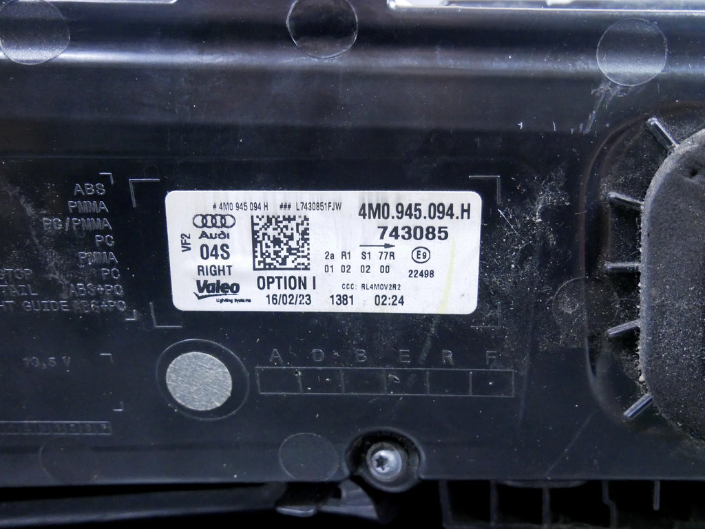 Lampa Tył Prawa Klapa LED 4M0945094H Audi Q7 4M LCI Lift Oryginał OEM OE
