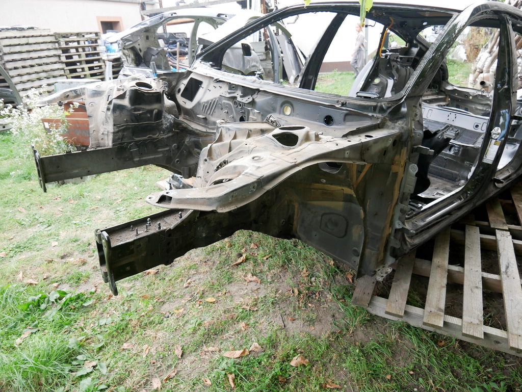 Ćwiartka Przód Lewa Podłużnica Kielich Słupek A Audi A7 S7 4K8 OEM OE
