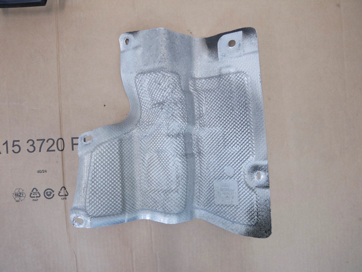 Osłona Termiczna Wydechu 4K0804172D Audi A7 S7 4K8 3.0 TFSI Oryginał OE