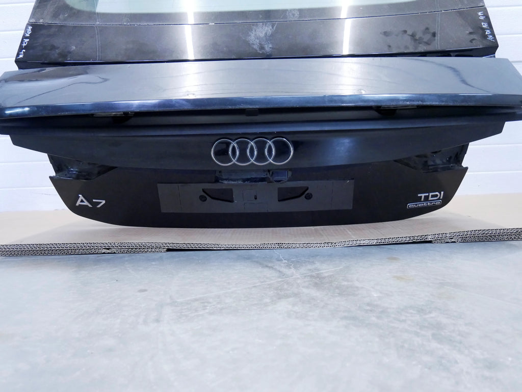 Klapa Tył Bagażnika Spoiler LY9B Czarna Audi A7 S7 RS7 4K8 TDI Oryginał