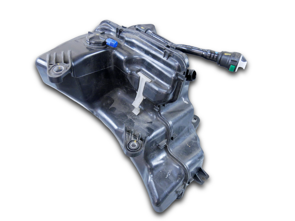 Zbiornik AdBlue Pompa Grzałka 2K5131877C 5Q0131969C VW Caddy V 2.0 TDI OE
