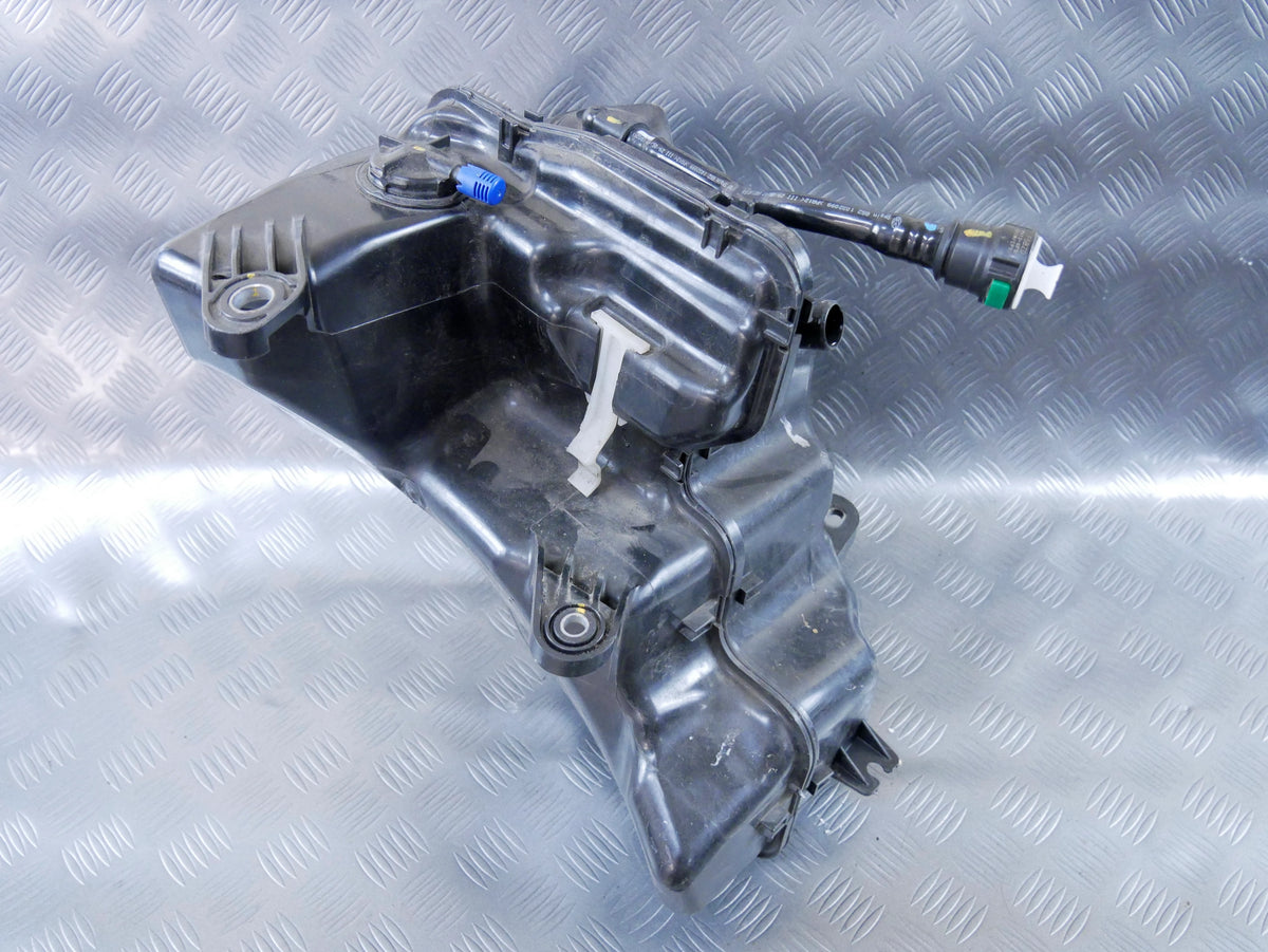 Zbiornik AdBlue Pompa Grzałka 2K5131877C 5Q0131969C VW Caddy V 2.0 TDI OE