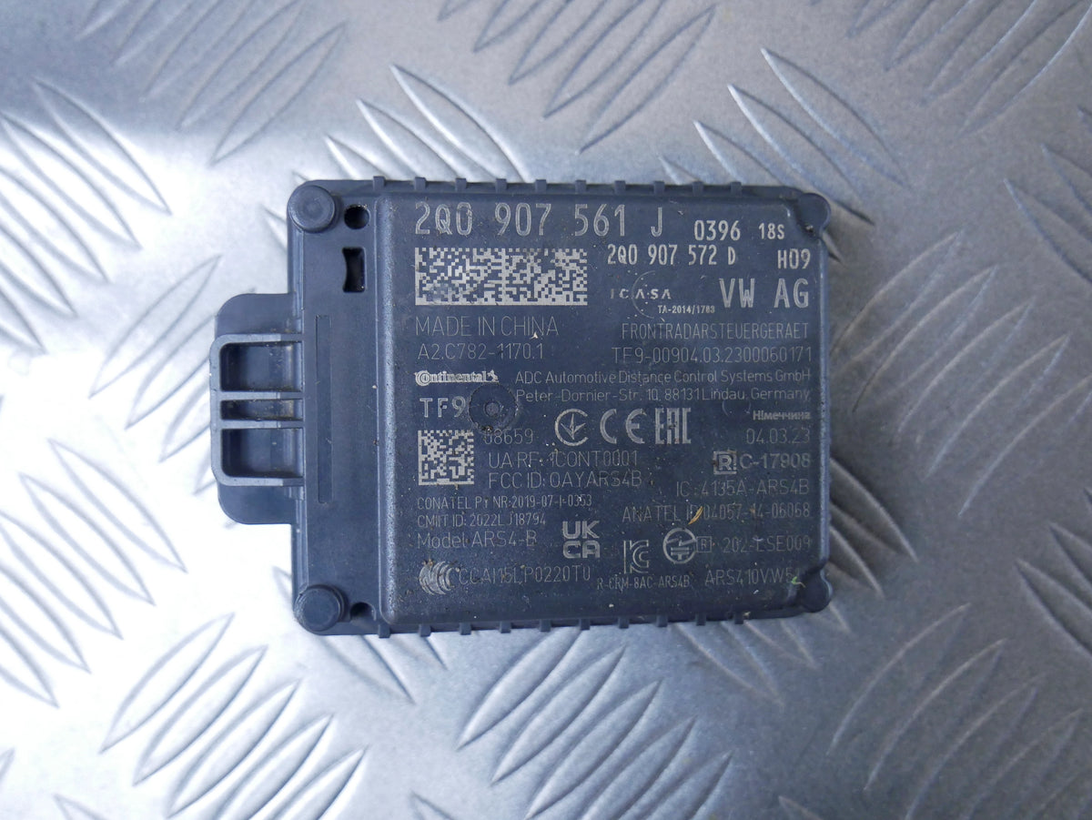 Radar Czujnik ACC Tempomatu 2Q0907561J VW Polo T-Cross Taigo Skoda Seat OE