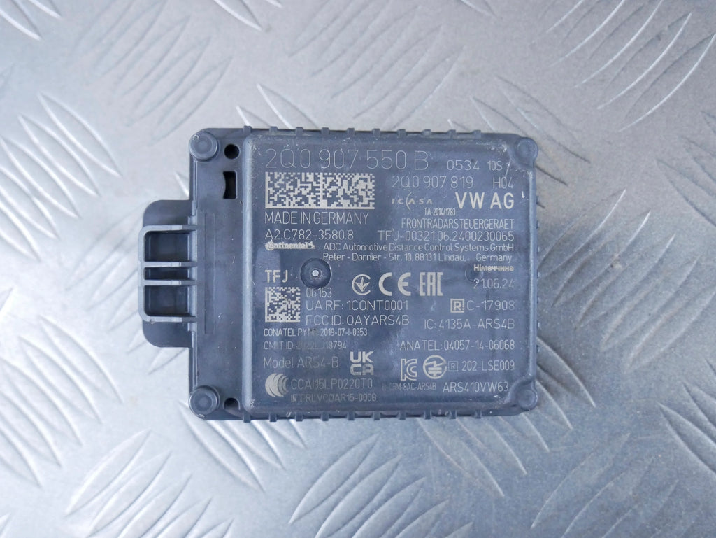 Radar Czujnik ACC Tempomatu 2Q0907550B VW Polo T-Cross Taigo Skoda Seat OE