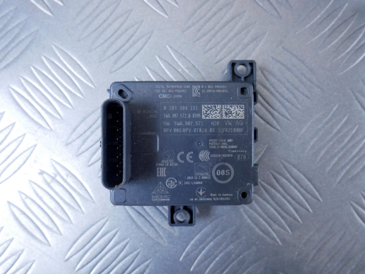 Radar Czujnik ACC Tempomatu 5WA907572B VW Golf 8 Skoda Octavia IV OEM