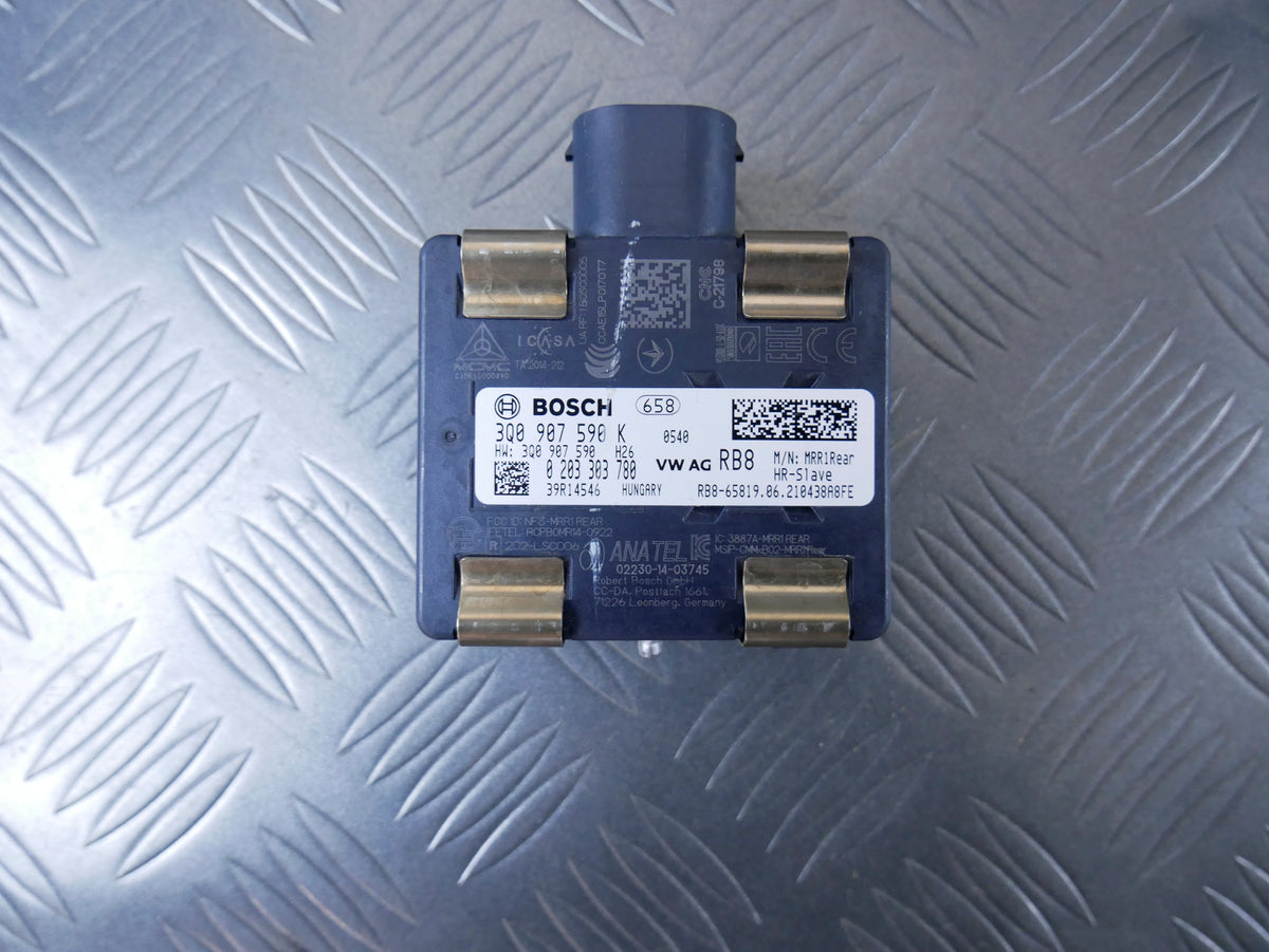 Radar Czujnik ACC Tempomatu 3Q0907590K VW Passat B8 Arteon Skoda Seat OE