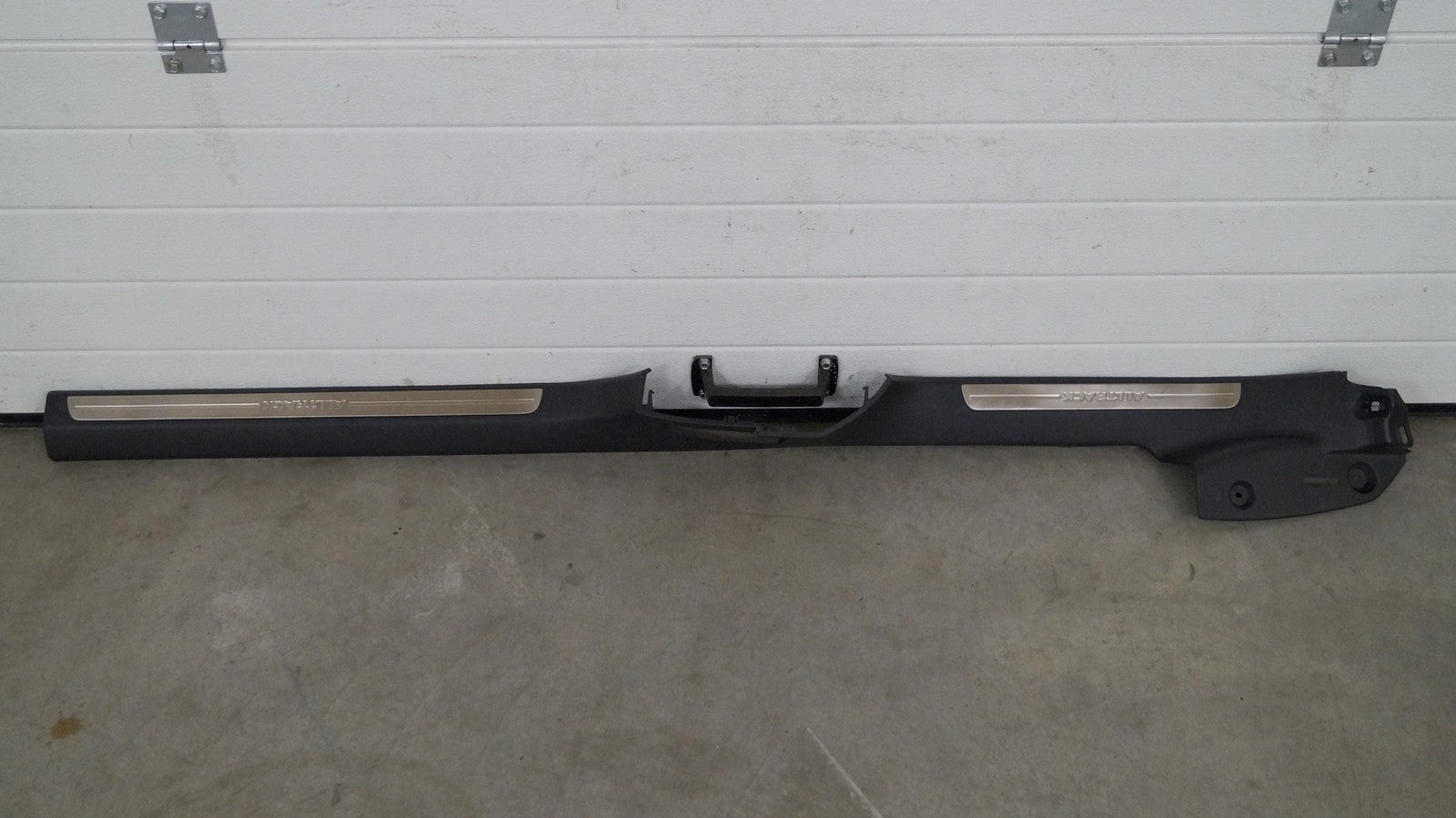 Listwa progowa prawa CHROM 3AA853370 PASSAT B7 ALLTRACK