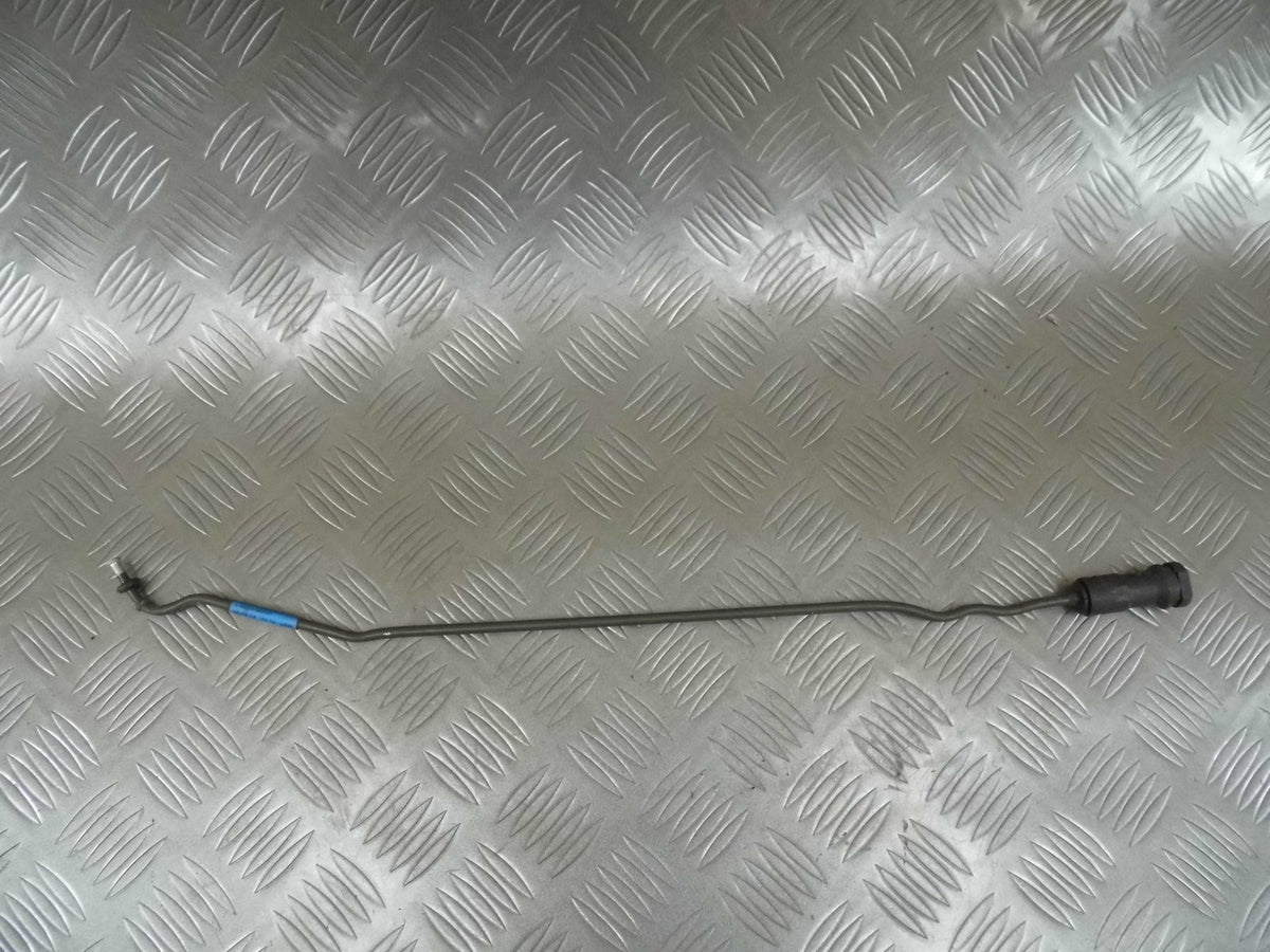 Rurka wysprzęglika 8W0721477 AUDI A4 B9 8W0