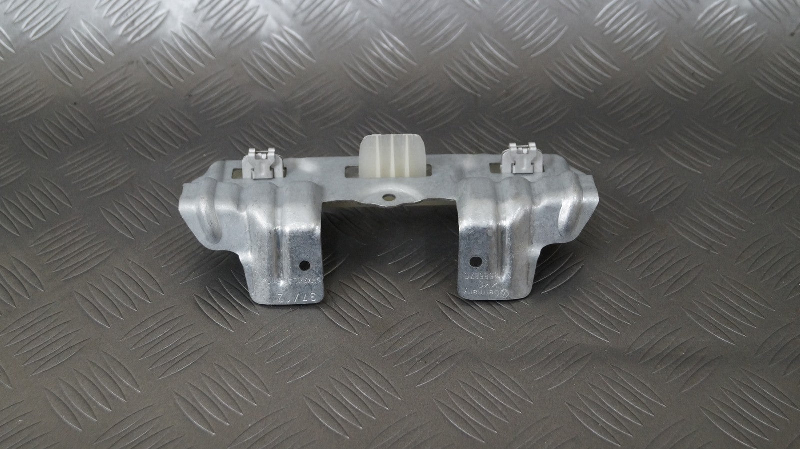 Mocowanie podsufitki 3C0858687C VW PASSAT B7