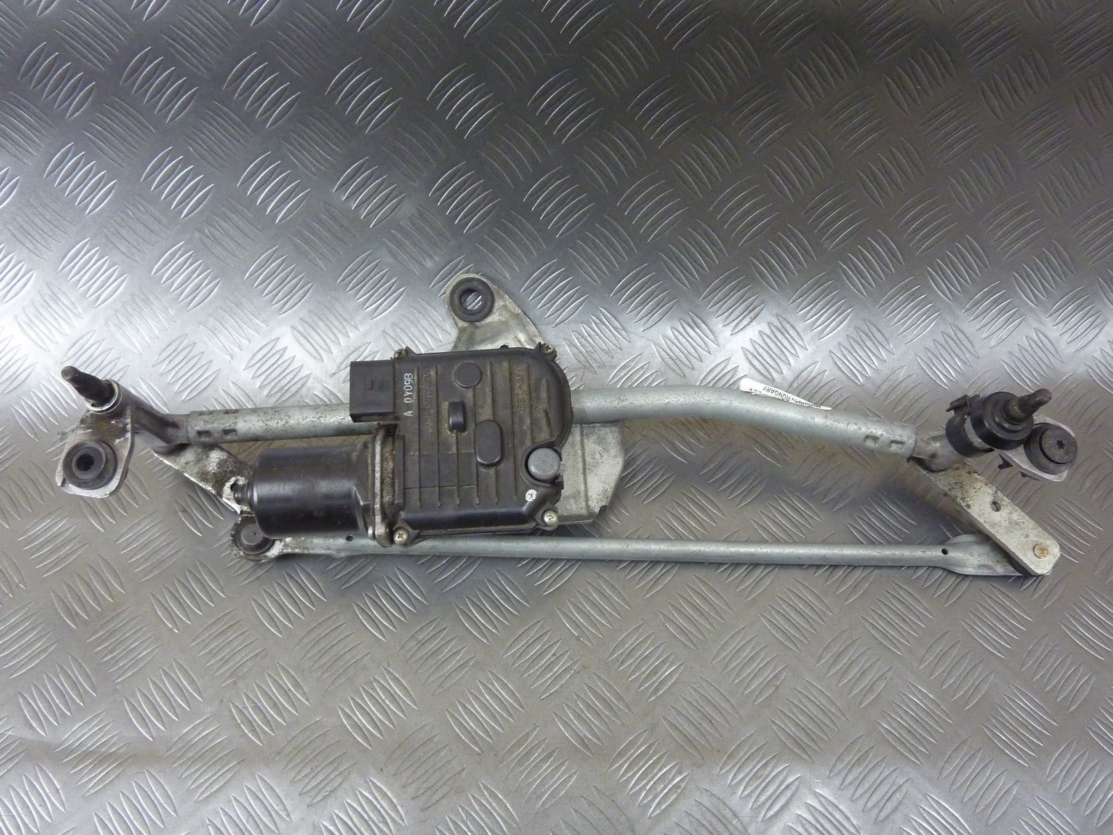Silnik mechanizm wycieraczek 3C8955023F PASSAT CC