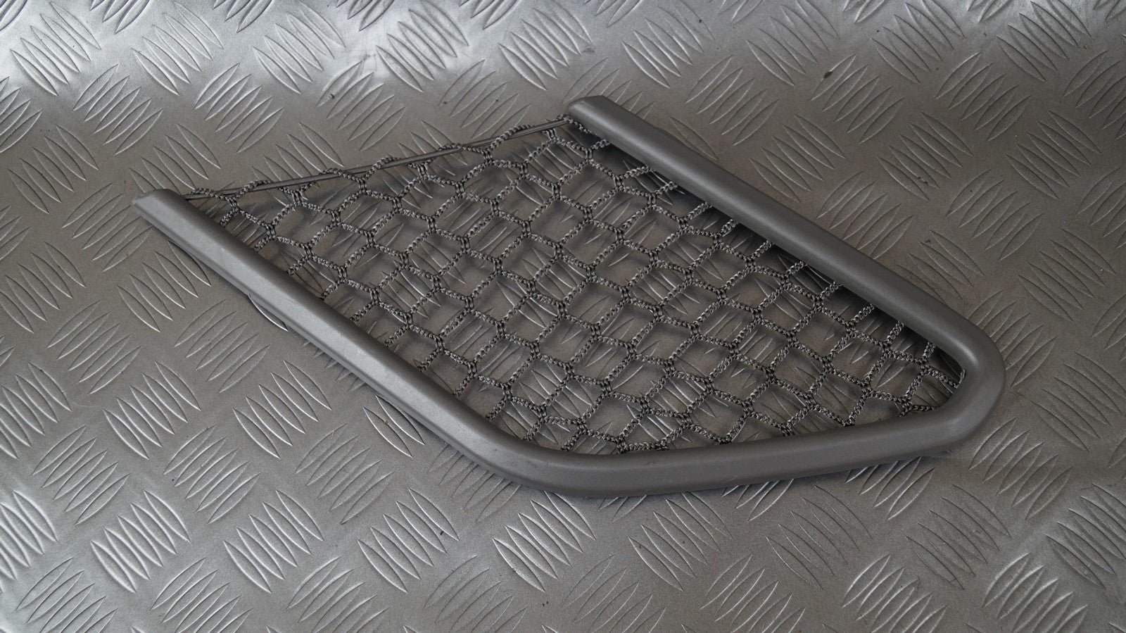Siatka schowek tunelu 4L1861690 AUDI Q7 4L0