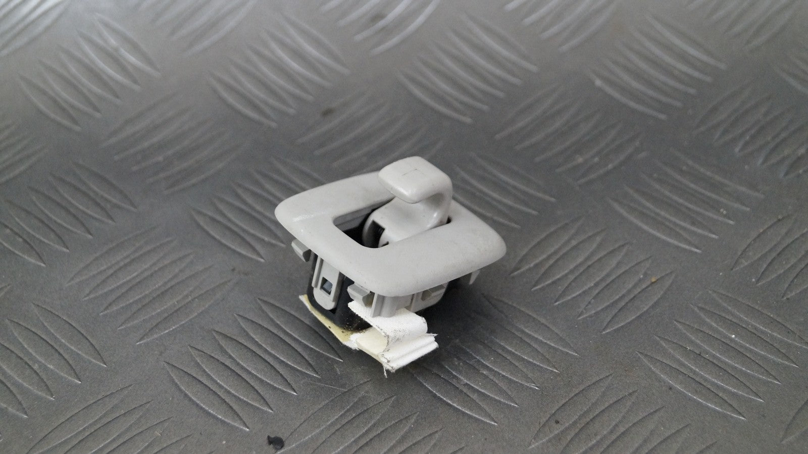 Zaczep podsufitki LEXUS RX 03-09