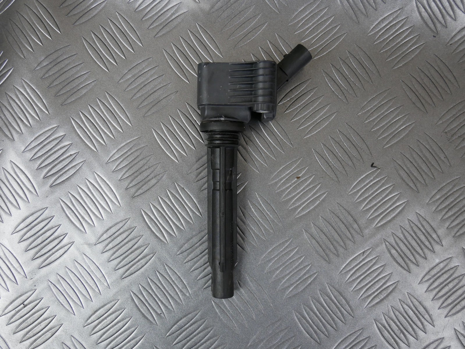 Cewka zapłonowa 06J905110K VW GOLF VII 2.0 TSI