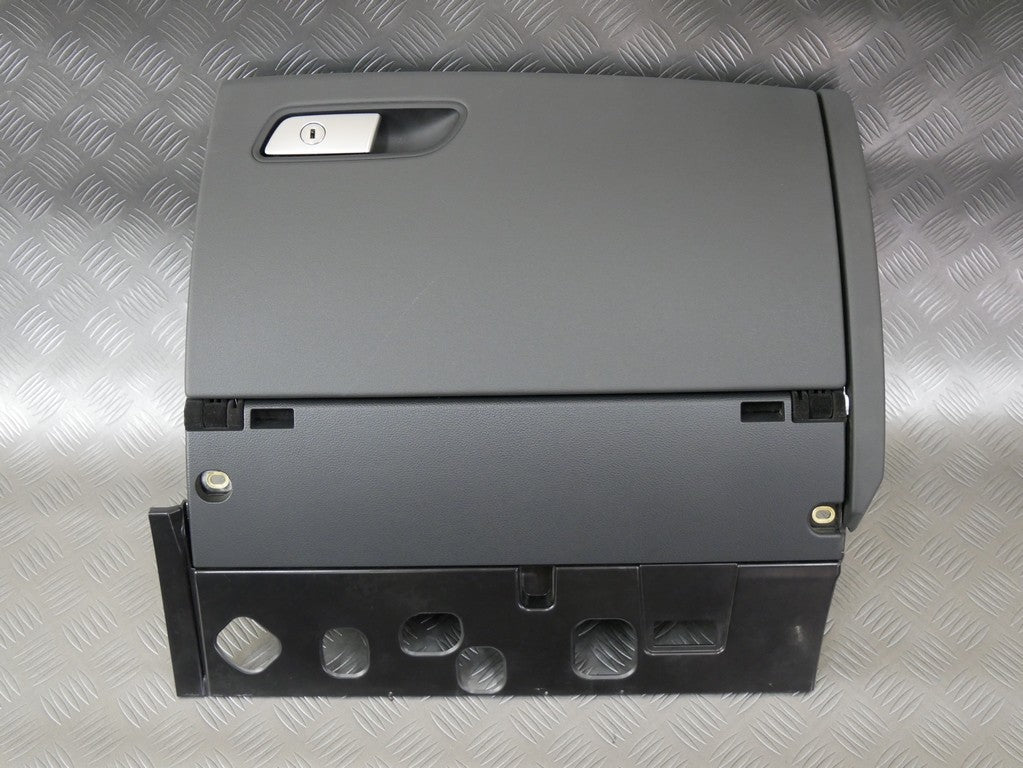 Schowek pasażera 4G8857035 AUDI A7 LIFT