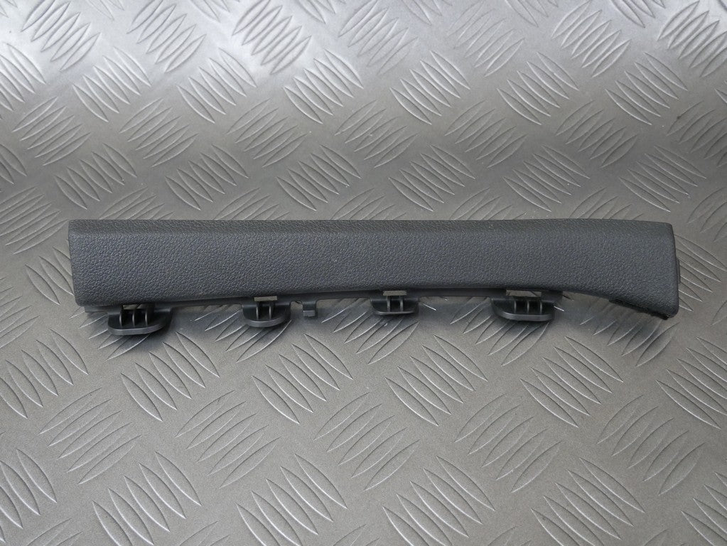 Osłona listwa deski słupka lewa 4G8868203 AUDI A7