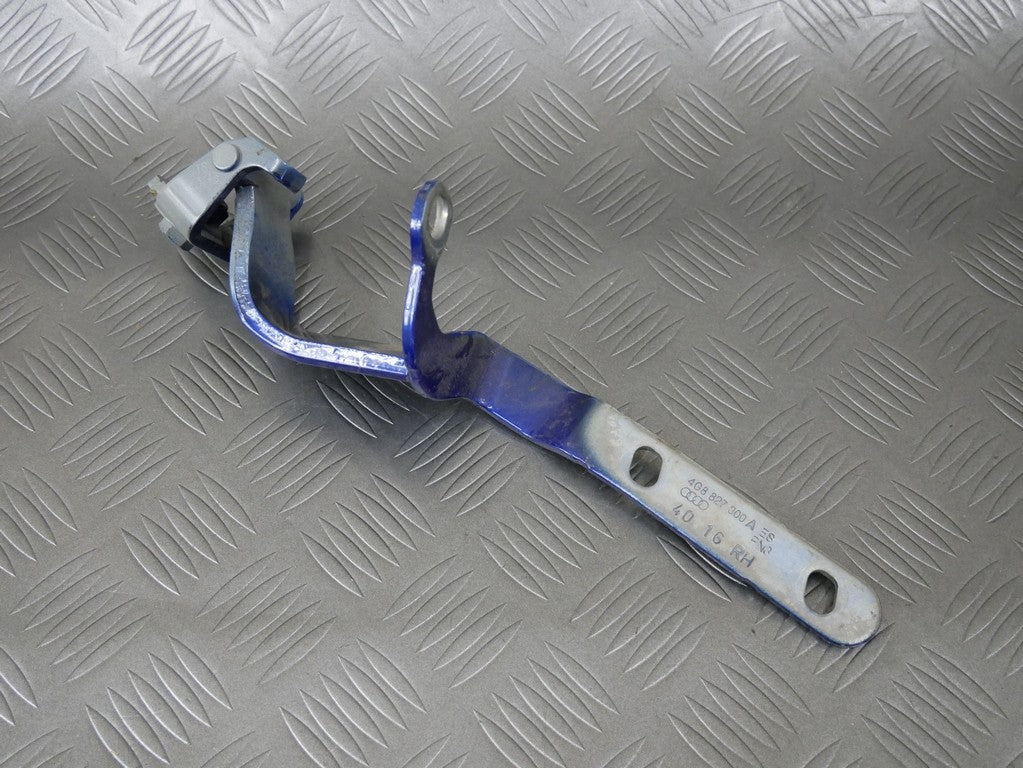 Zawias klapy prawy 4G8827299A AUDI A7 LIFT