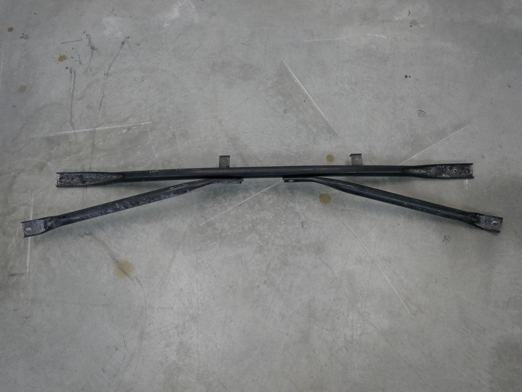 Wzmocnienie rozpierak kielichów 8R0805629C AUDI Q5
