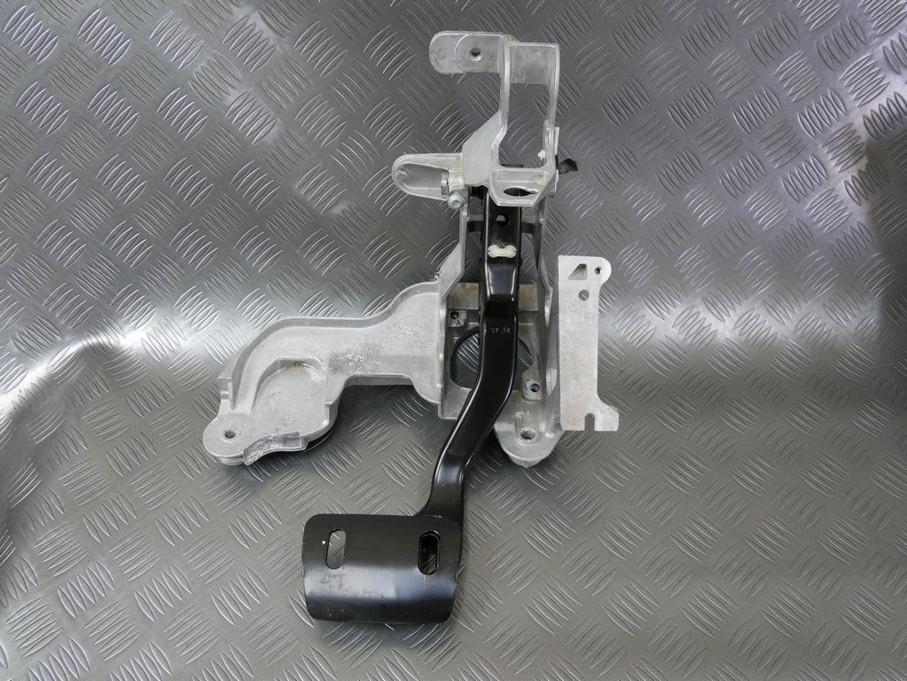 Zastrzał stelaż pedały 4G1723117 AUDI A7