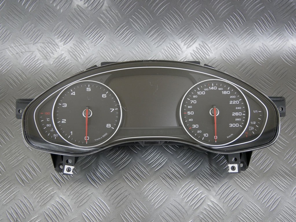 Licznik 4G8920932B AUDI A7