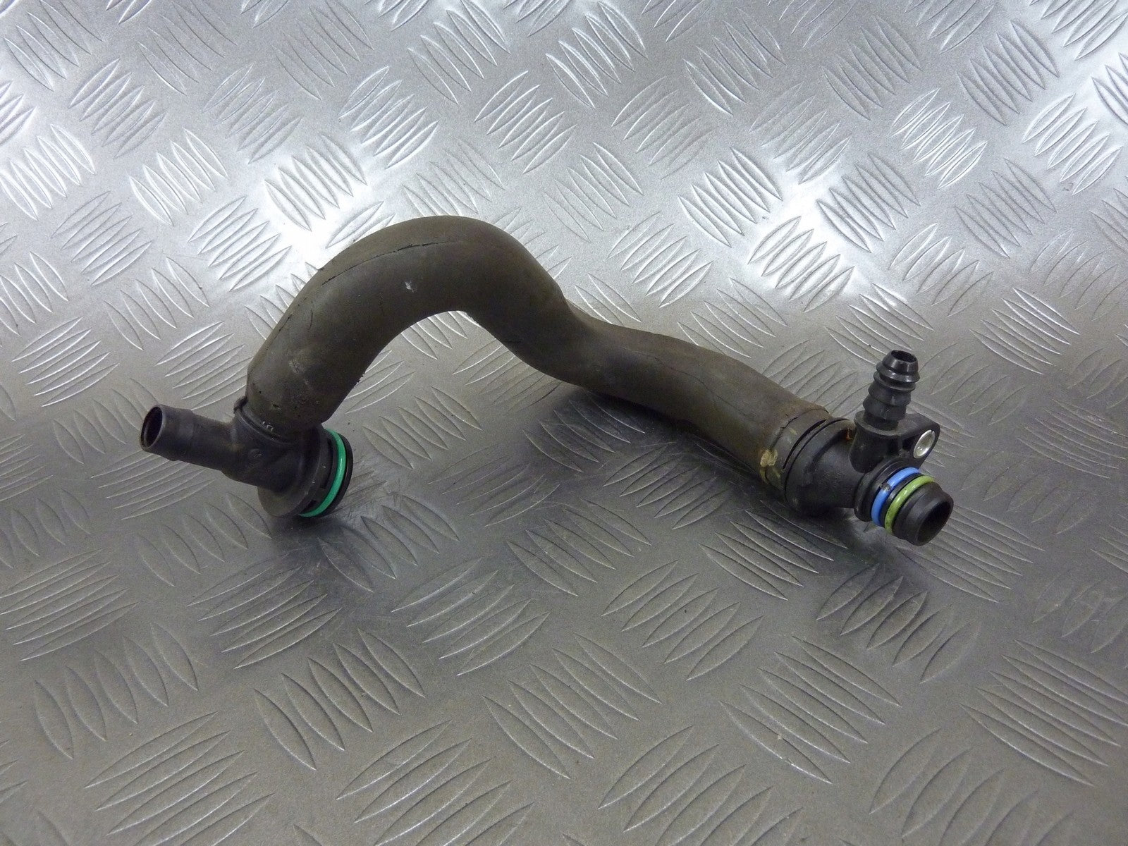 Zawór zwrotny głowicy 04E103175J GOLF VII 1.4 TSI