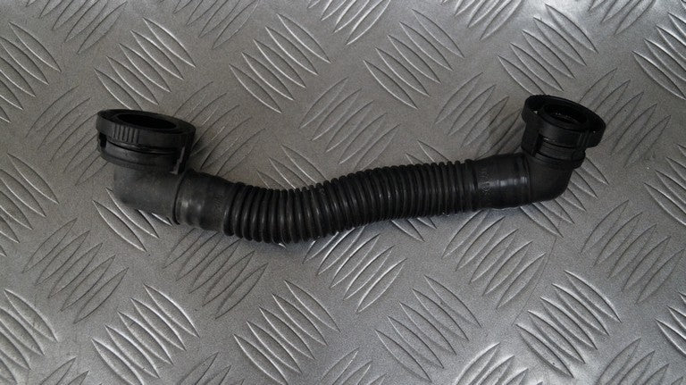 Rurka odpowietrzająca 059103221AJ AUDI A4 3.0 TDI