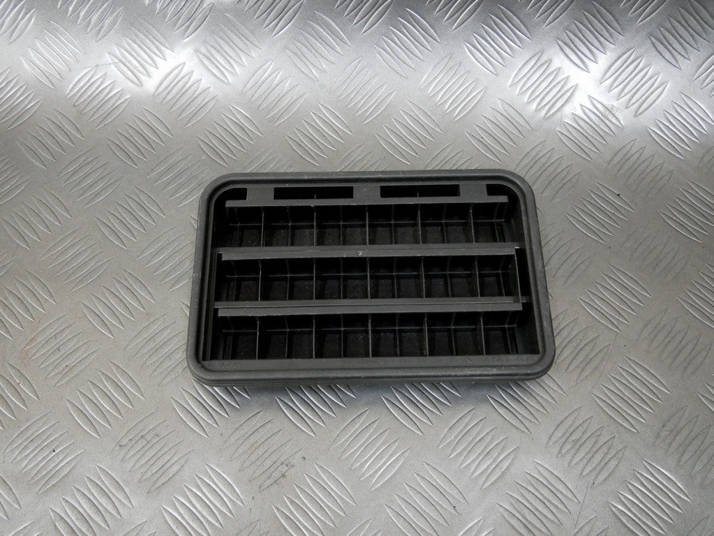 Kratka wentylacyjna tył 6962293 BMW X3 E83