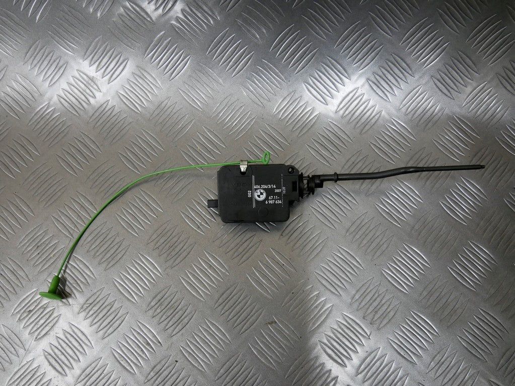 Siłownik klapki paliwa 6987634 BMW X3 E83