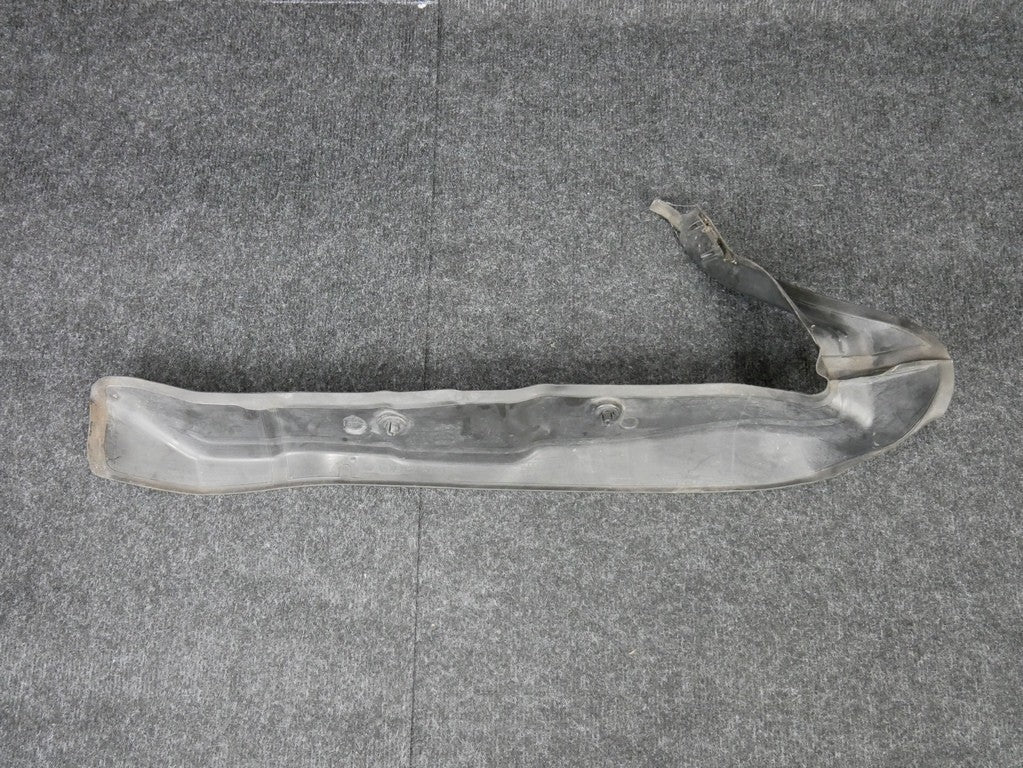 Osłona błotnika prawa 4G8821112A AUDI A7