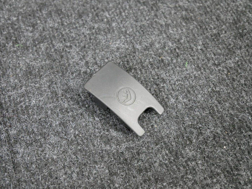 Osłona zaślepka ISOFIX 4G8887187 AUDI A7