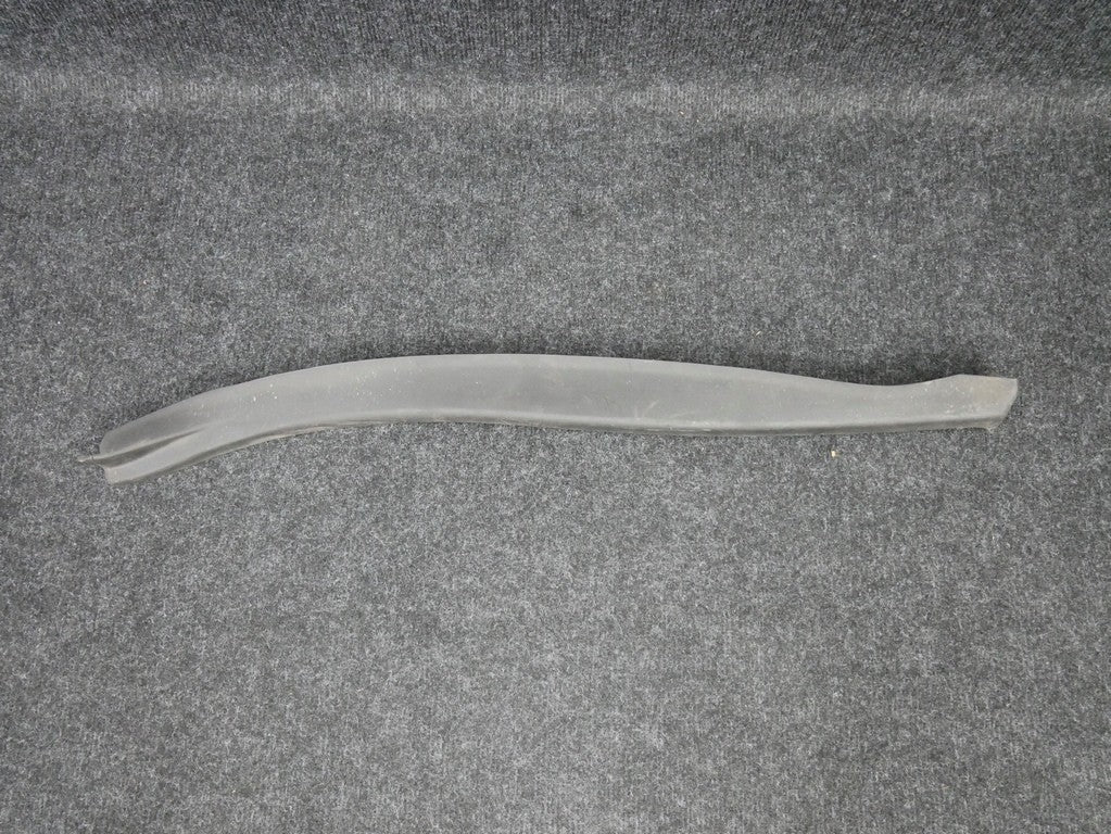 Listwa drzwi przód prawa 1K5837382D VW GOLF V KOMBI