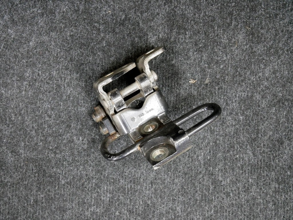 Zawias drzwi tył prawy 1K4833412H GOLF V