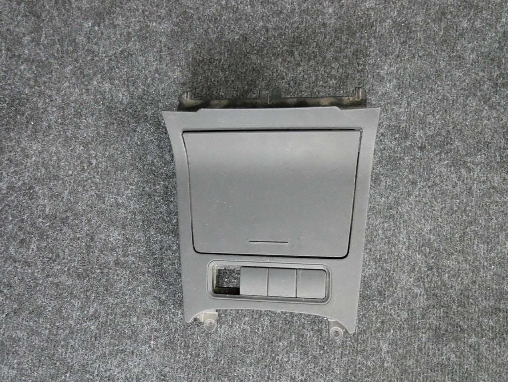 Popielniczka 1K0857961 VW GOLF V