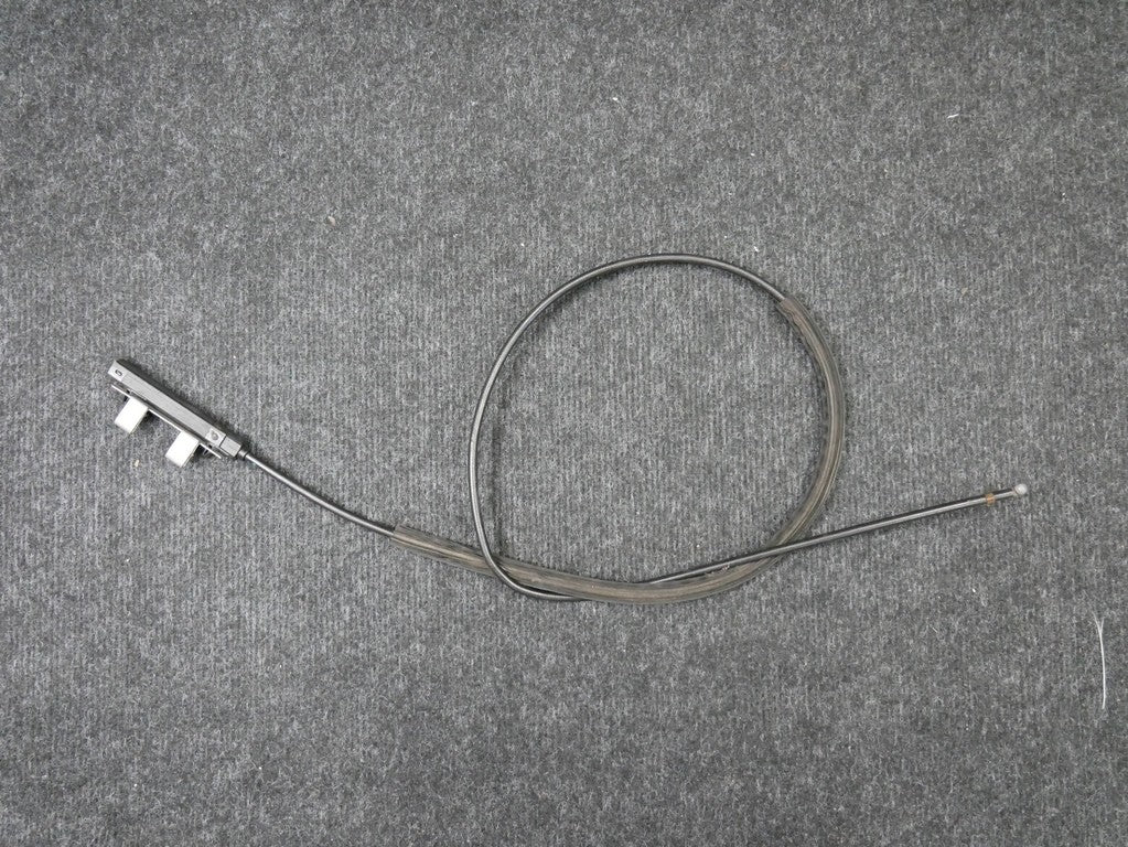 Linka cięgno otwierania maski 3C1823535 PASSAT CC B6