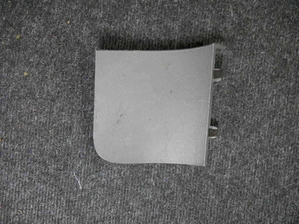 Osłona konsoli prawa 6Q1857504A VW POLO 9N