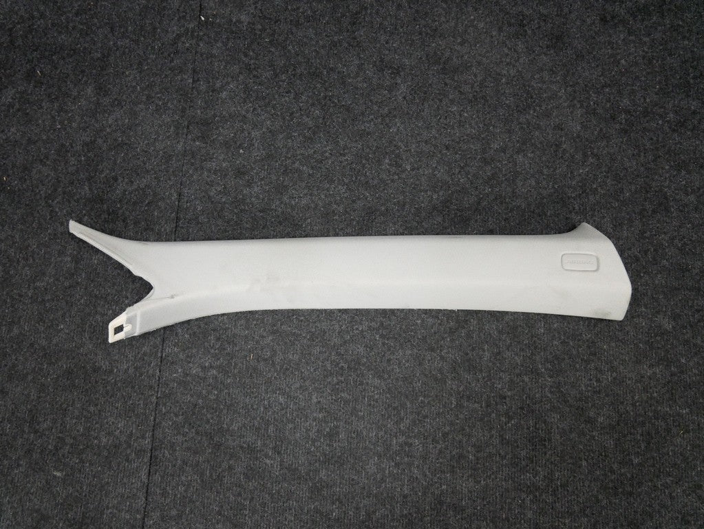 Osłona słupka przód prawa 4G8867234 AUDI A7