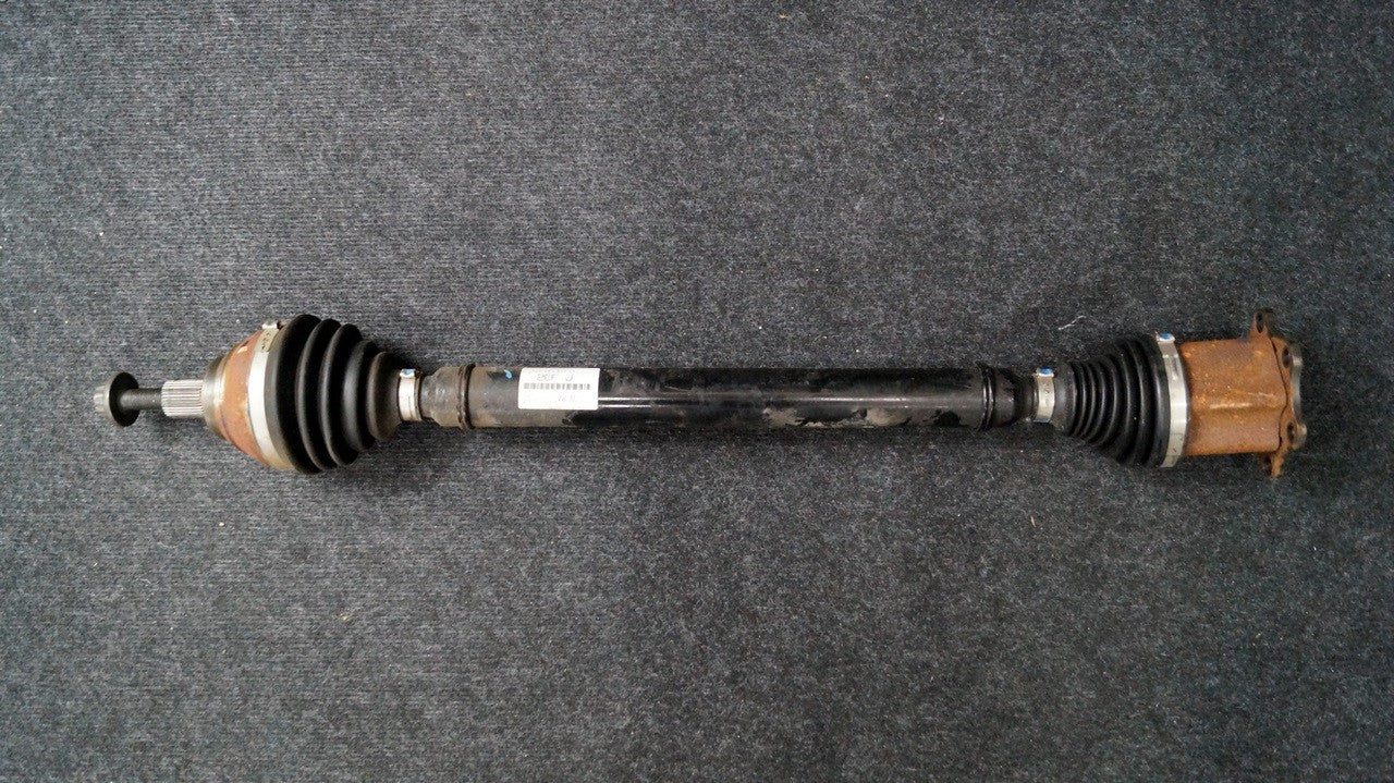 Półoś prawa 5C0407272CF VW JETTA 5C 2.0 TDI