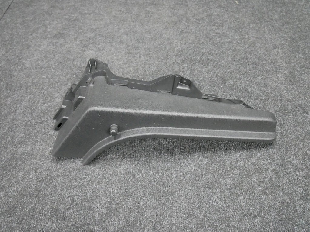 Podpora półki prawa 5JA867762 SKODA RAPID